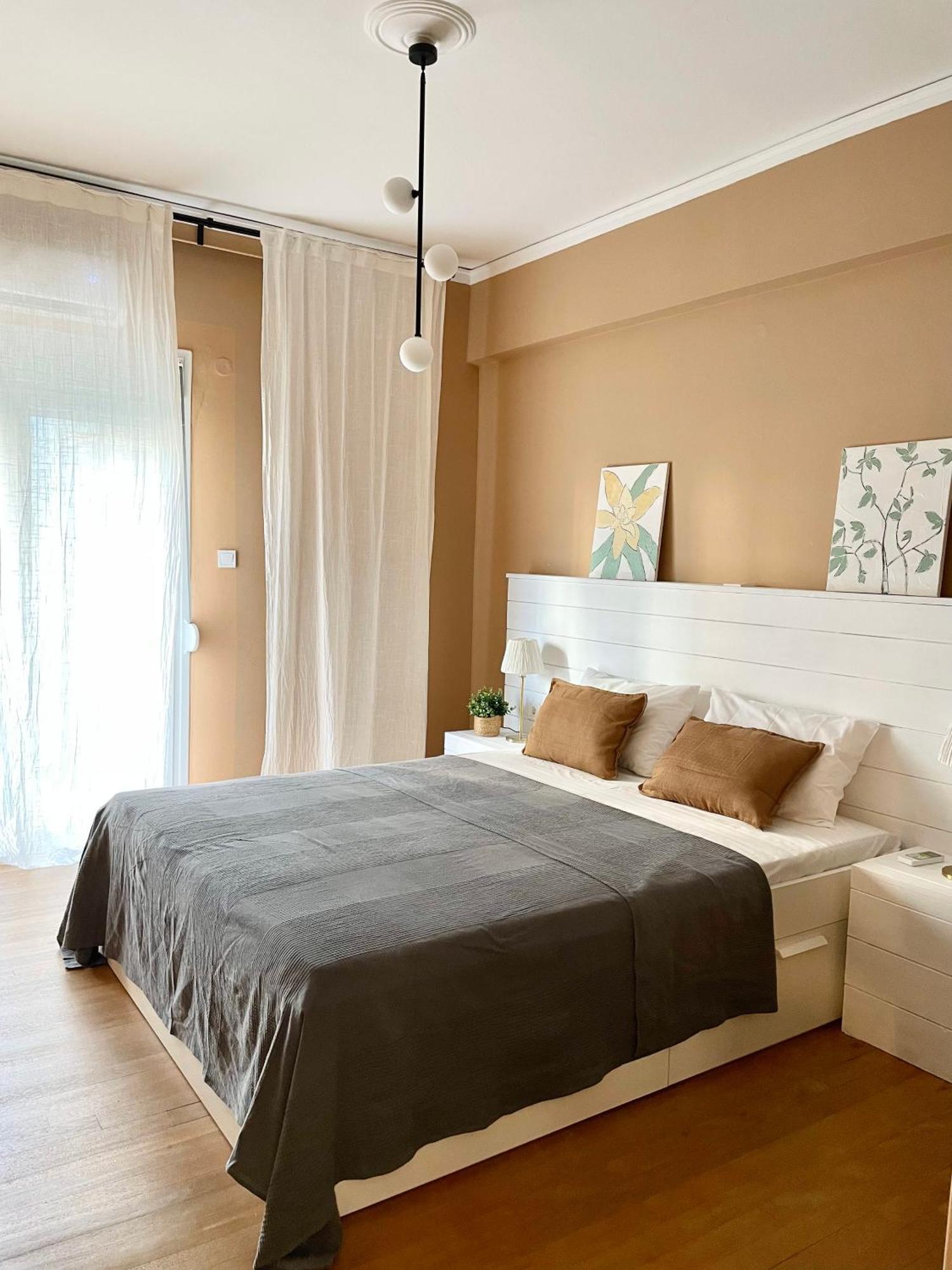 Comfy And Spacious Two Bedroom Apartment With Balcony Atina Dış mekan fotoğraf