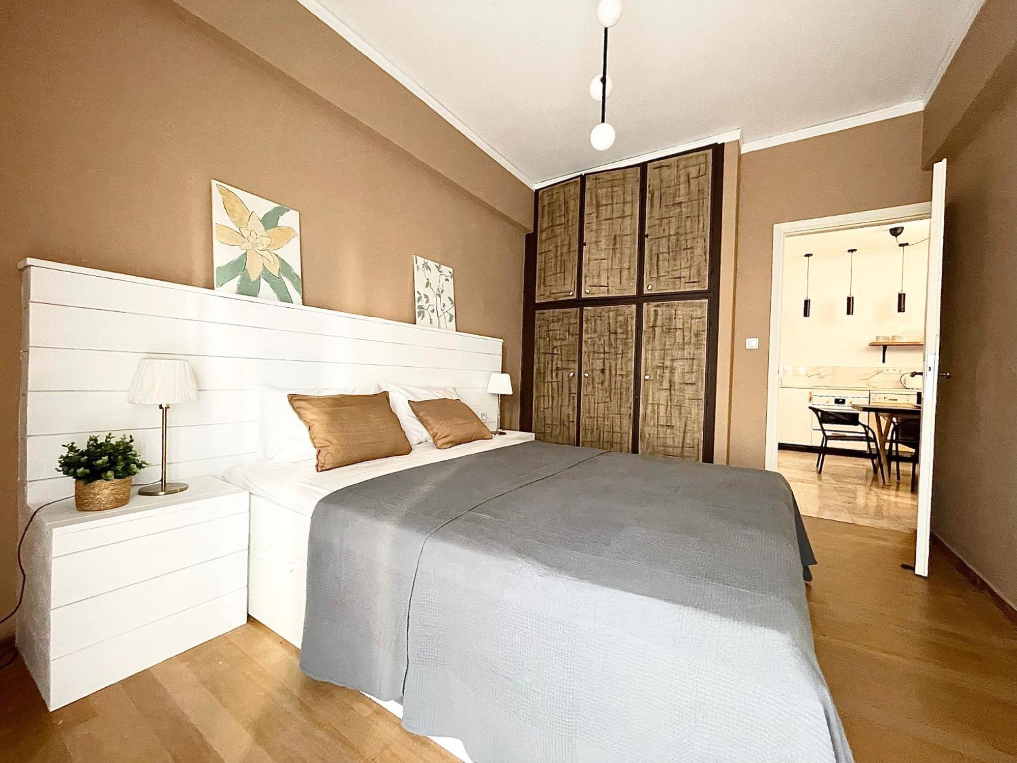 Comfy And Spacious Two Bedroom Apartment With Balcony Atina Dış mekan fotoğraf